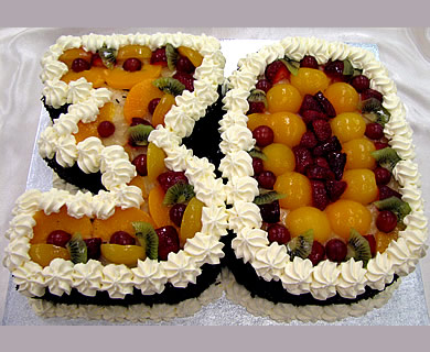 double figure mixed fruit cake