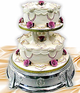2 tier square wedding cake