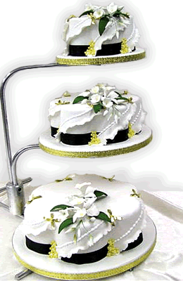 square four tiers wedding cake