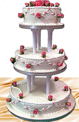 roiund 3 tier wedding cake